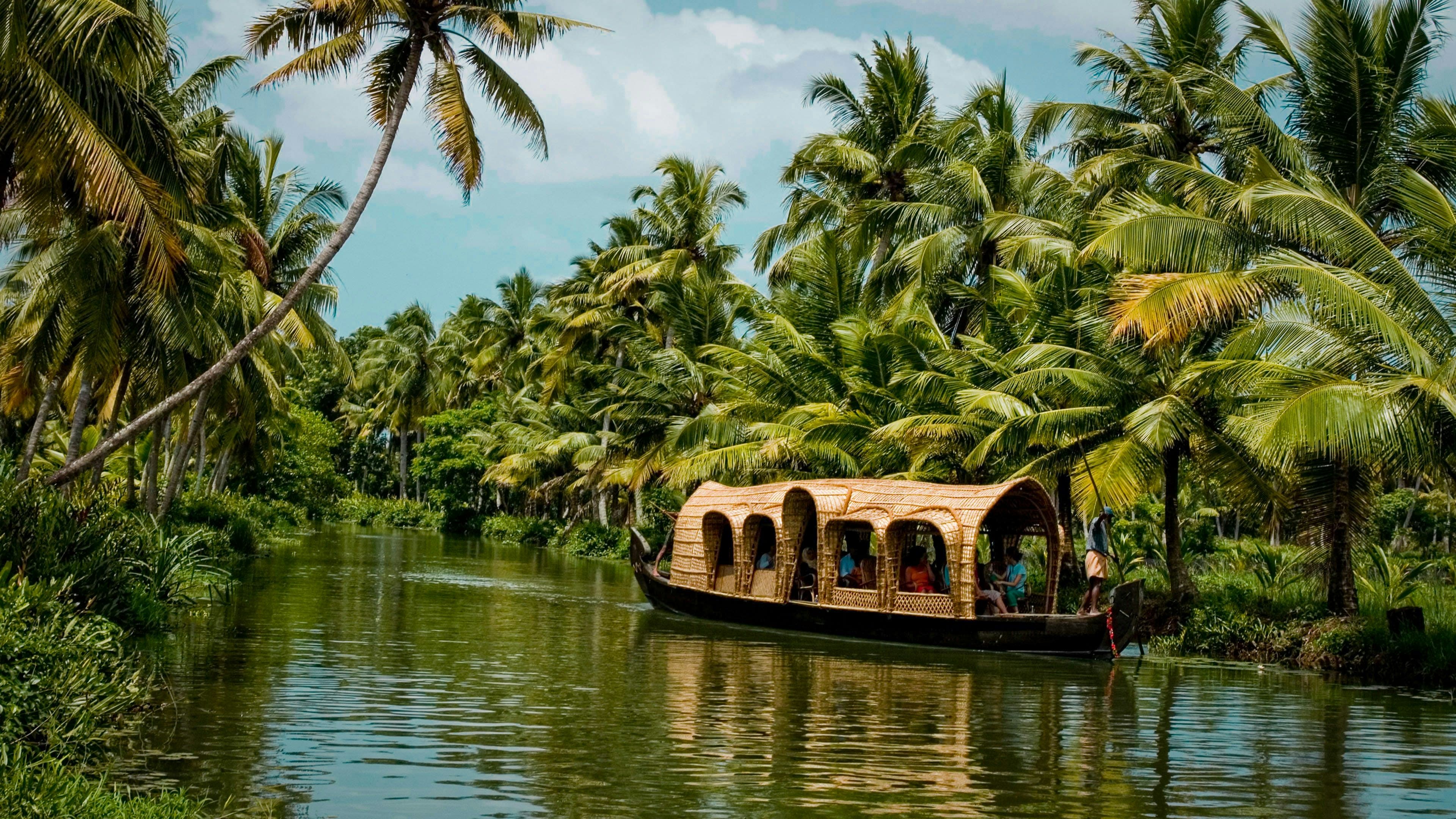 Discover the Beauty of Kerala – God’s Own Country