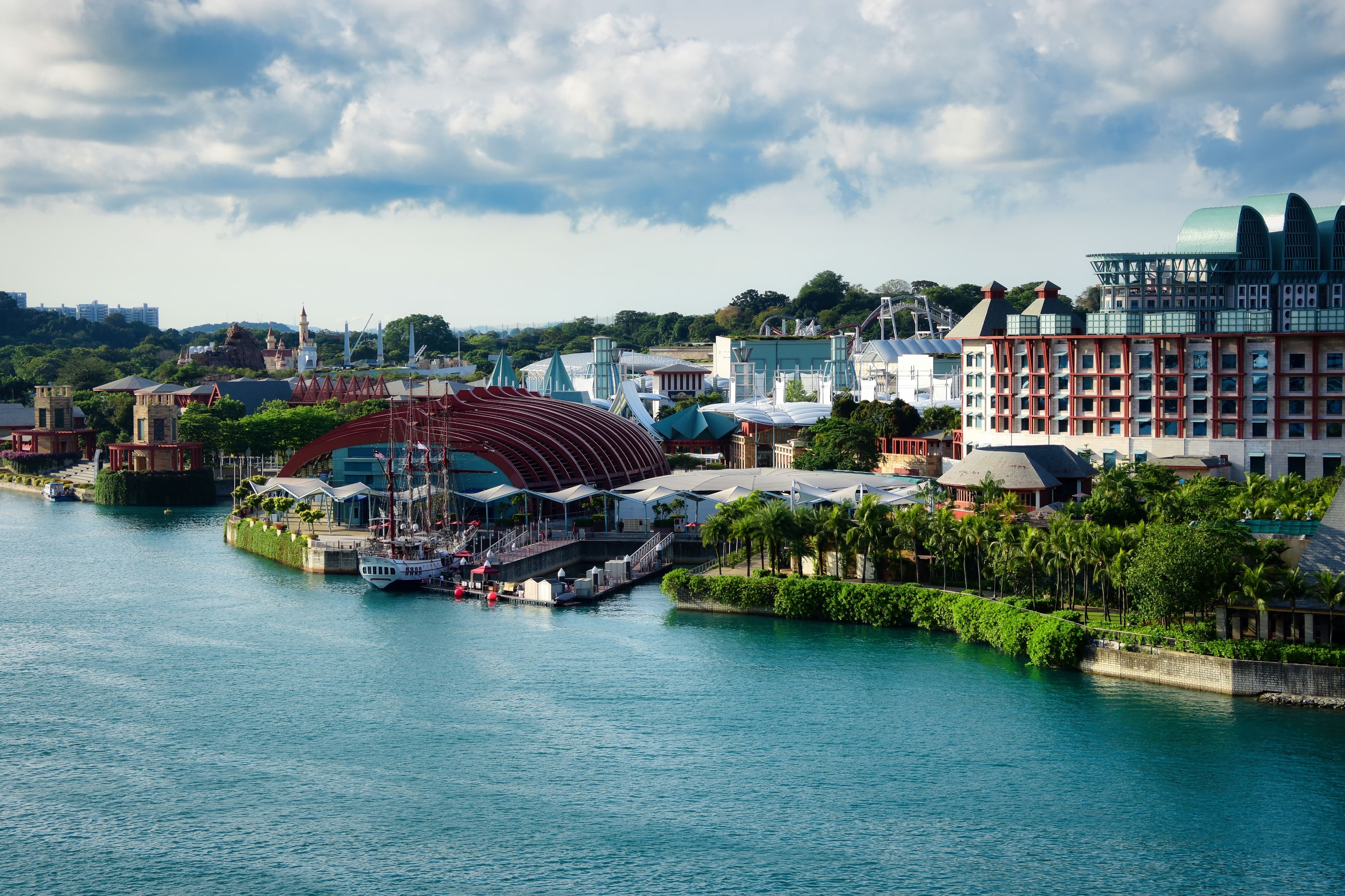Sentosa Island – Singapore’s Ultimate Leisure Destination